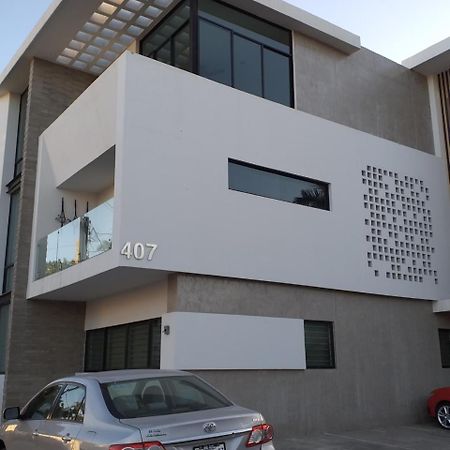 Apartamento Renta Vacacional A 2 Cuadras De La Playa O Malecon De Mazatlán Exterior foto